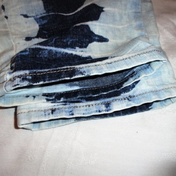 Tie Dye Capris Jeans Sz 7 - Picture 4 of 7